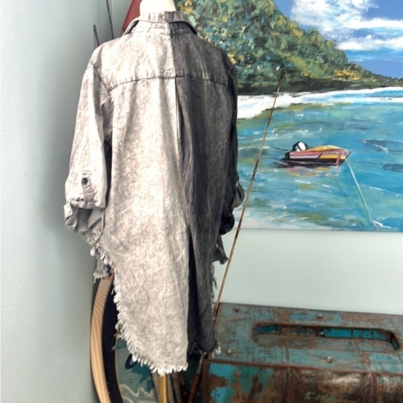 VTG THRILL,’90’s, Button-Up Denim Top, Destroyed Frayed Hem,Excellent Condition - Picture 2 of 13